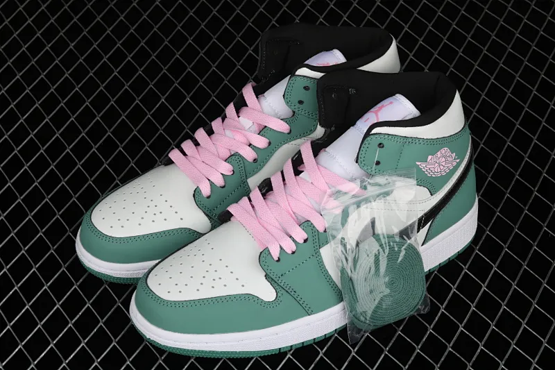 All categories Air Jordan Jordan series basketball shoes Air Jordan 1 Mid Air Jordan 1 Mid AJ1 Joe 1 grass green China basketball shoes CZ0774-300